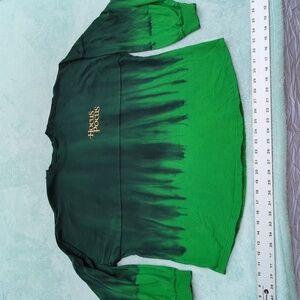 Walt Disney World Spirit Jersey Hocus Pocus Woman L Long Sleeve Greens with Gold